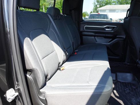 Used 2022 RAM 1500 Big Horn AWD/4WD image 30