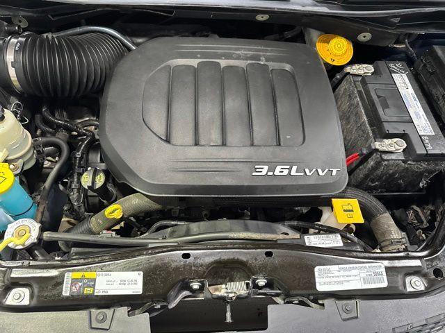 Used 2016 Dodge Grand Caravan SE w/ Quick Order Package 29E SE FWD image 6
