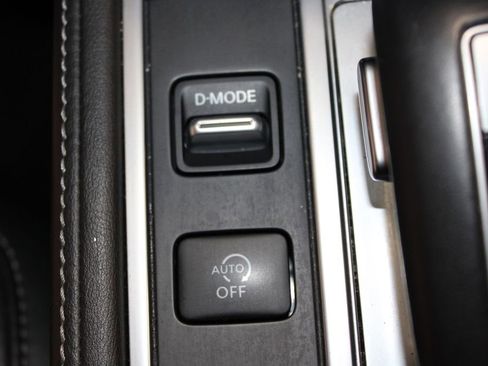 Used 2023 INFINITI QX60 Luxe w/ Vision Package FWD image 44