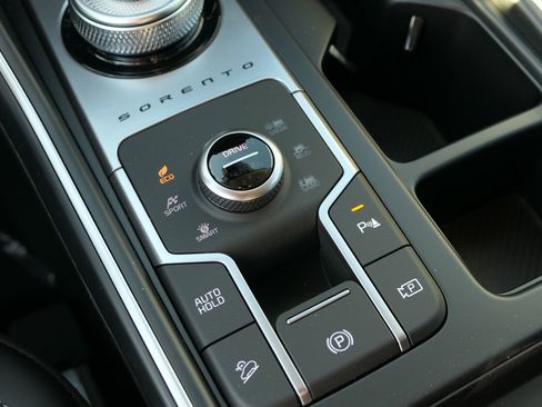 New 2026 Kia Sorento EX image 18