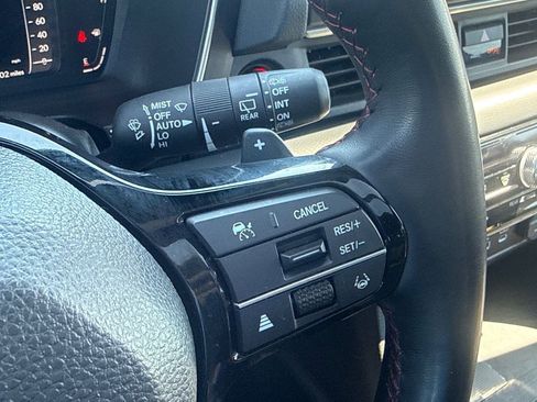 Certified 2025 Honda Pilot Black Edition image 26