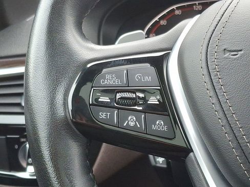 Used 2022 BMW 540i xDrive w/ Executive Package image 23