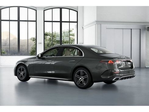New 2026 Mercedes-Benz E 350 4MATIC Sedan image 30