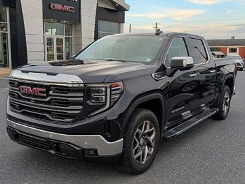 Certified 2023 GMC Sierra 1500 SLT w/ SLT Premium Plus Package AWD/4WD image 1