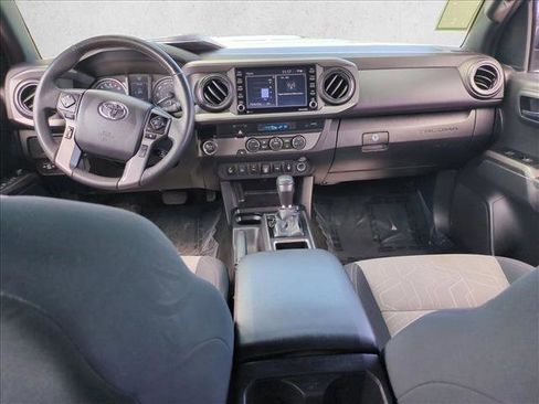 Certified 2022 Toyota Tacoma TRD Sport image 16