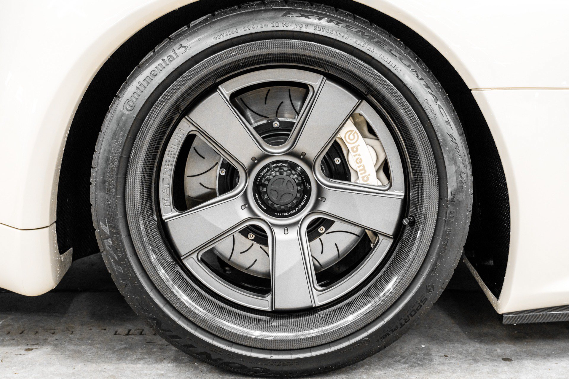 Used 1997 Porsche 911 Cabriolet image 46