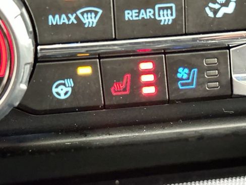 Used 2022 Ford F150 Lariat w/ Equipment Group 502A High image 19