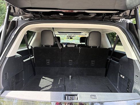 Used 2025 Ford Expedition Max Platinum AWD/4WD image 24