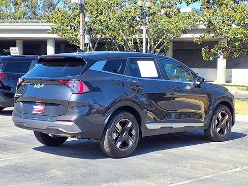 Used 2026 Kia Sportage LX FWD image 5