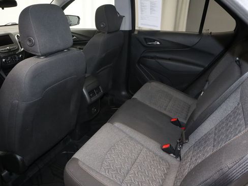 Used 2022 Chevrolet Equinox LT FWD image 20