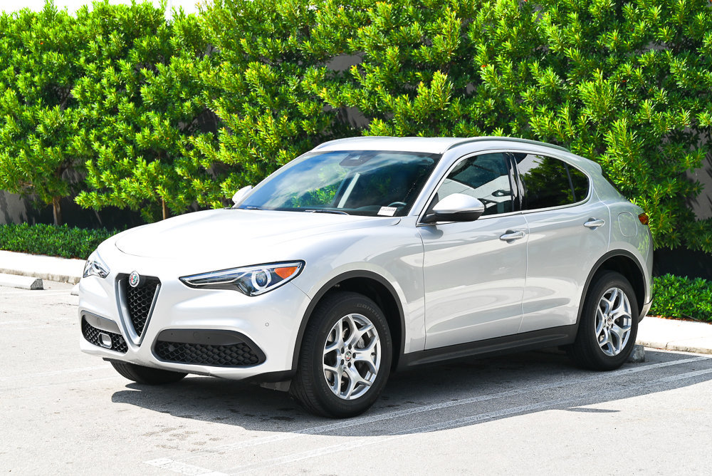 Used 2021 Alfa Romeo Stelvio Sprint w/ Active Assist 1 Package RWD image 1