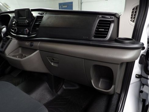 Used 2024 Ford Transit 250 Low Roof AWD image 24