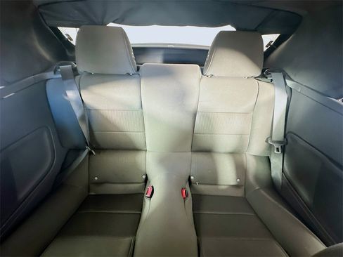 Used 2012 Ford Mustang Convertible image 13