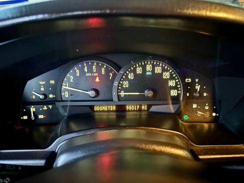 Used 2006 Cadillac XLR image 26