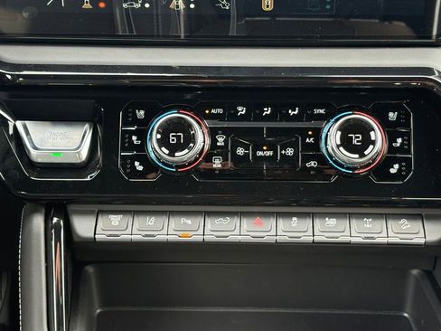 New 2026 GMC Sierra 2500 AT4X AWD/4WD image 37