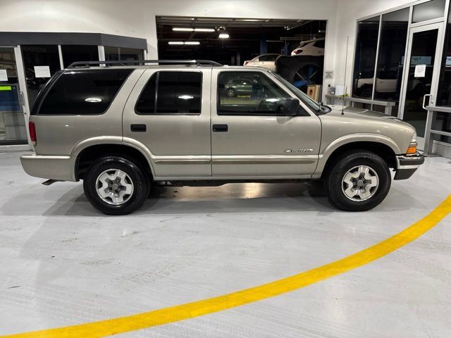 Used 2004 Chevrolet Blazer LS w/ Preferred Equipment Group AWD/4WD image 8