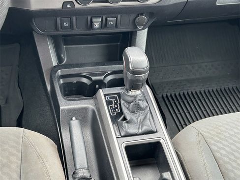 Used 2021 Toyota Tacoma SR5 image 21