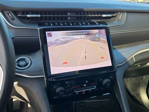 Used 2021 Jeep Grand Cherokee L Limited image 40