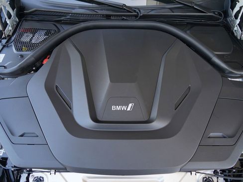 New 2026 BMW i4 eDrive40 RWD image 21