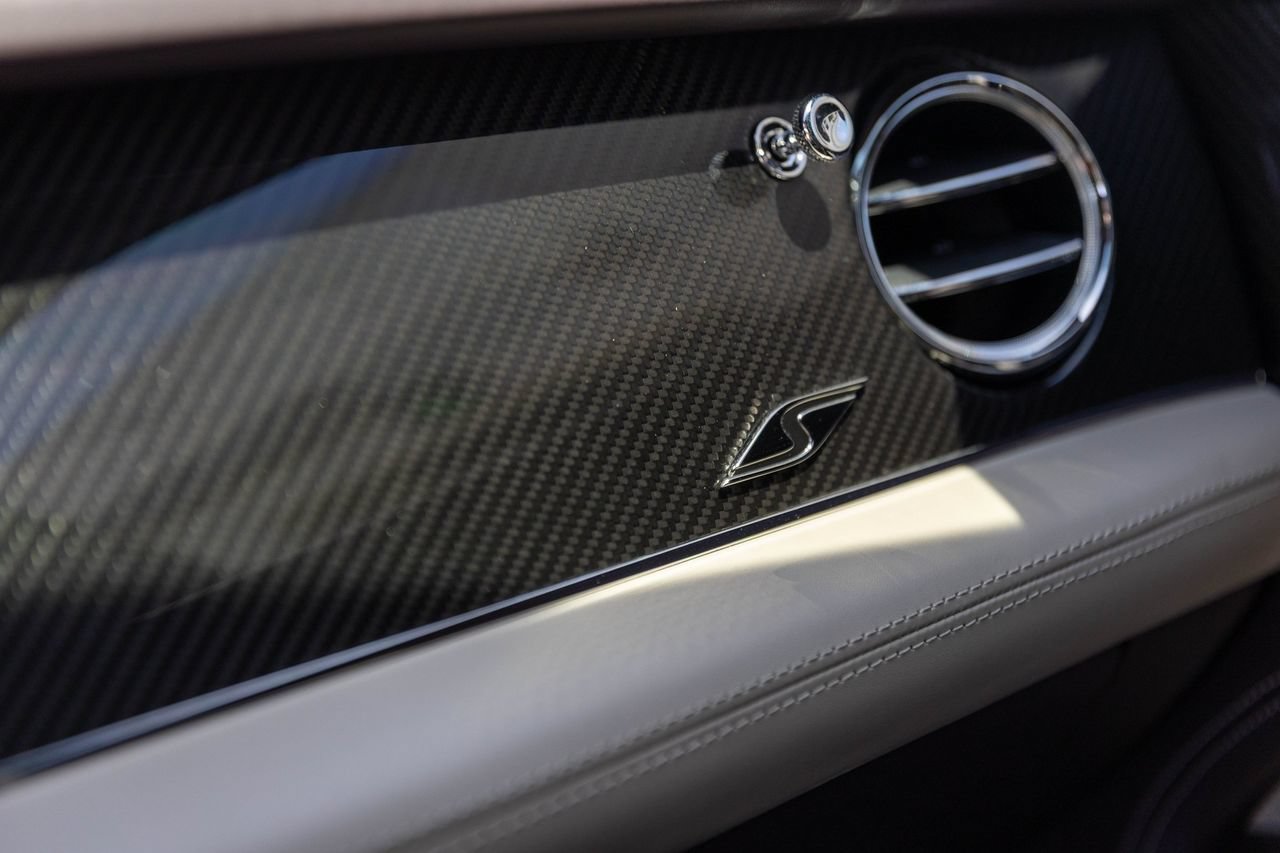 Certified 2023 Bentley Bentayga AWD/4WD image 41