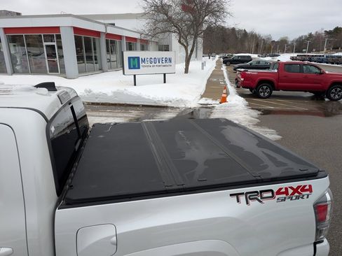 Used 2023 Toyota Tacoma TRD Sport image 13