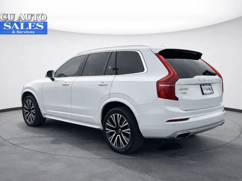 Used 2020 Volvo XC90 T5 Momentum image 5