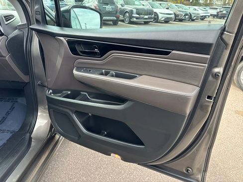 Used 2021 Honda Odyssey Elite image 36