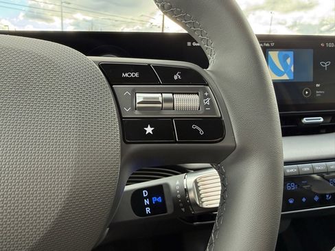 Certified 2025 Hyundai Ioniq 5 SEL image 23