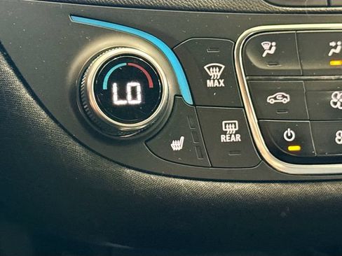 Used 2021 Chevrolet Malibu LT FWD image 20