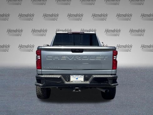Used 2024 Chevrolet Silverado 2500 Custom w/ Custom Value Package image 9