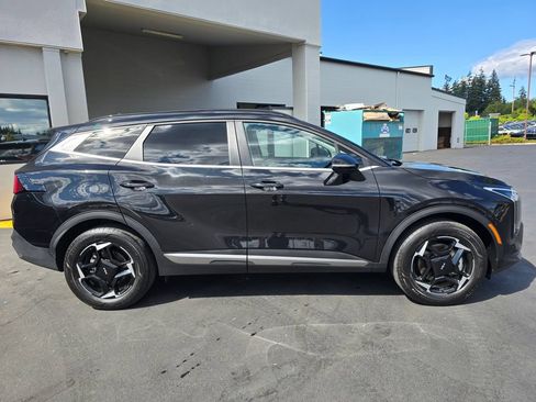 Certified 2026 Kia Sportage EX w/ EX Panoramic Sunroof Package AWD/4WD image 3