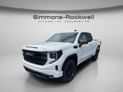 New 2026 GMC Sierra 1500 Elevation AWD/4WD image 1