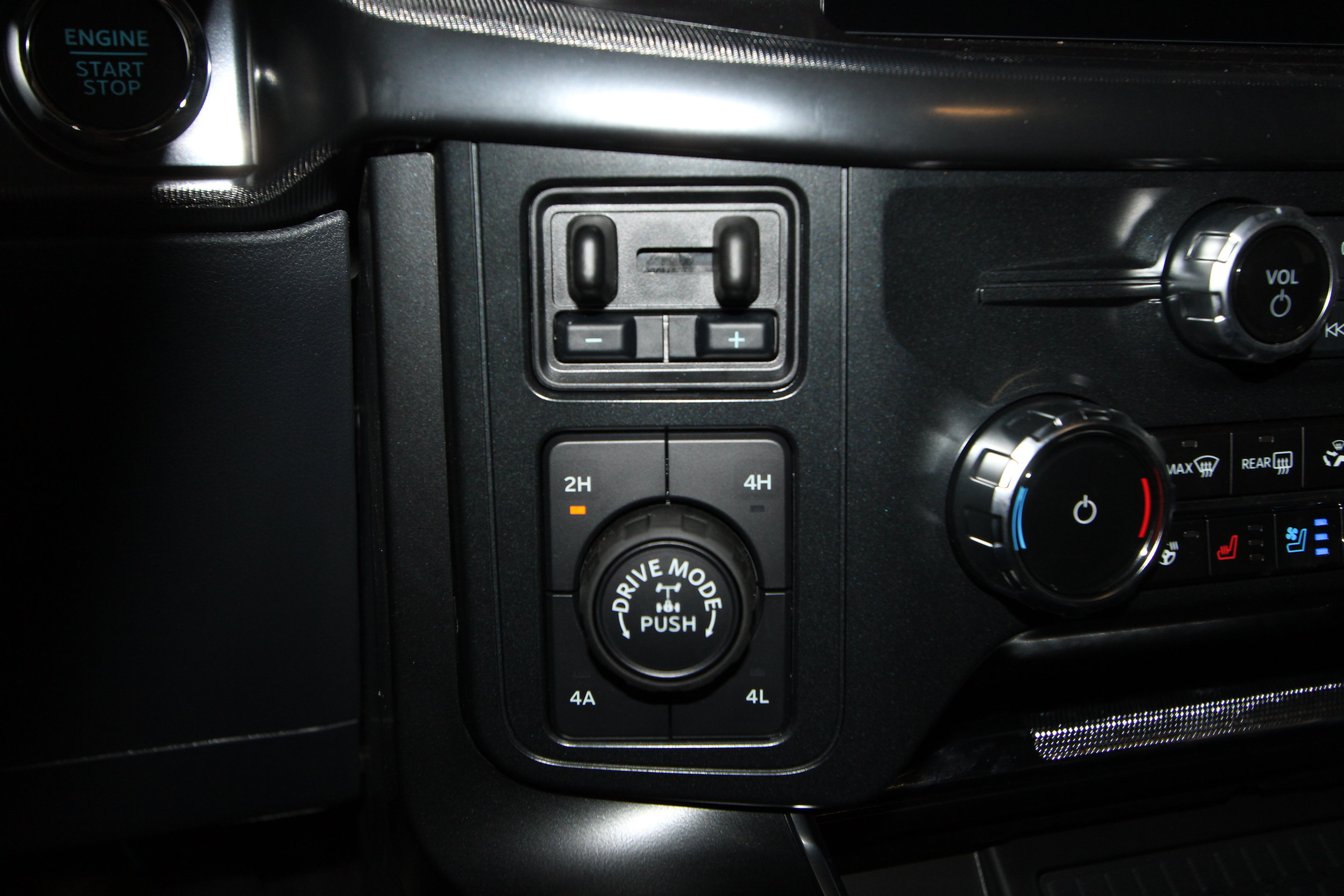 New 2026 Ford F150 Raptor AWD/4WD image 14