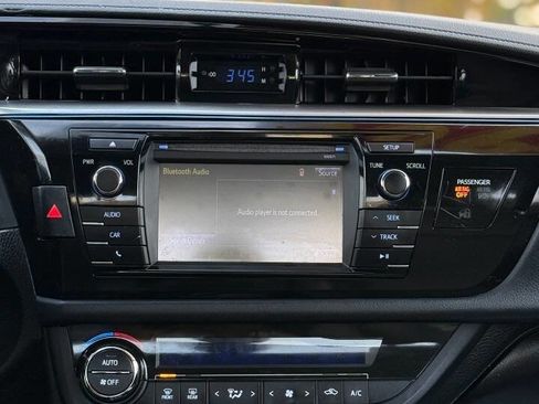 Used 2016 Toyota Corolla S image 5