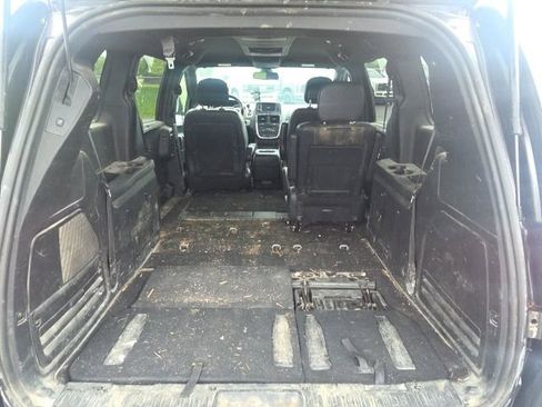 Used 2018 Dodge Grand Caravan GT FWD image 12