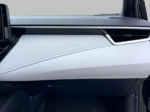 Used 2024 Toyota Corolla SE FWD image 18
