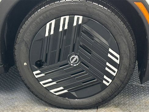 New 2026 Nissan Leaf w/ Floor Mat Package (S+) image 20