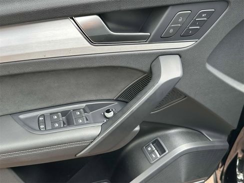 Used 2021 Audi Q5 e Prestige image 24