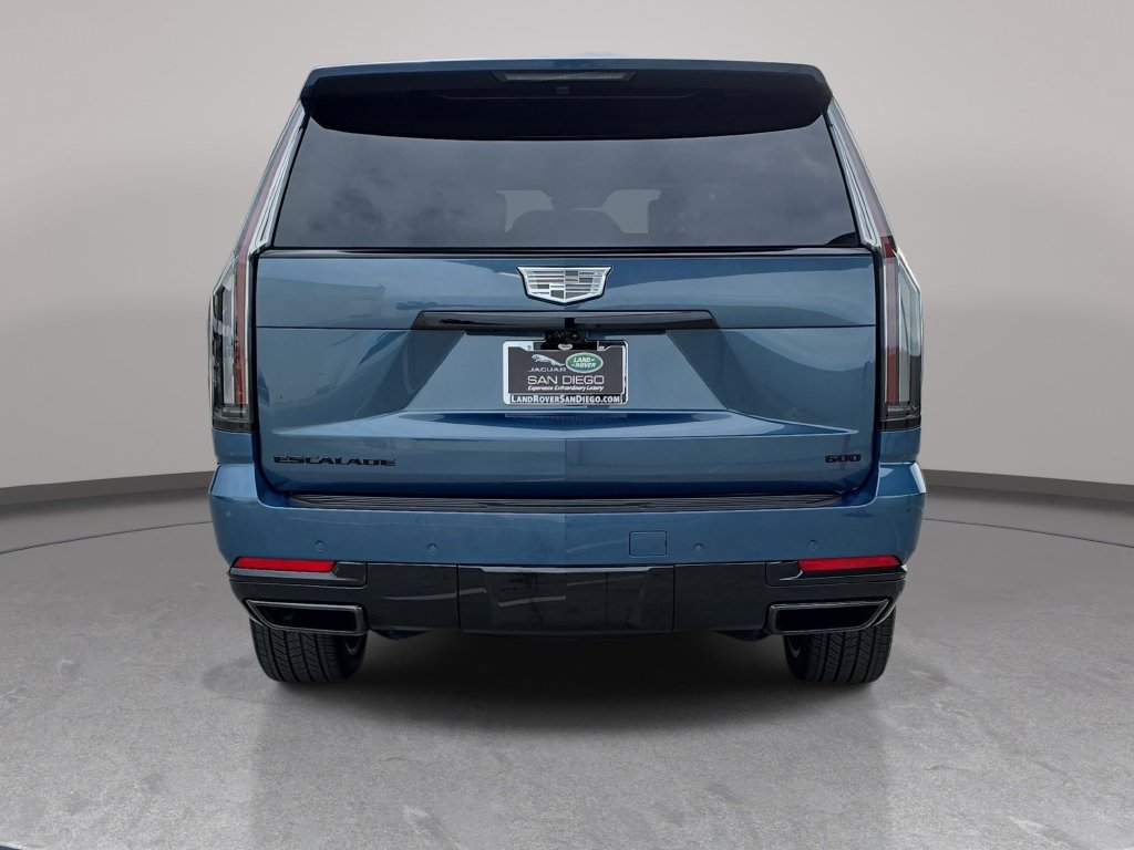 Used 2025 Cadillac Escalade ESV Sport Platinum w/ LPO, ONYX Package AWD/4WD image 7