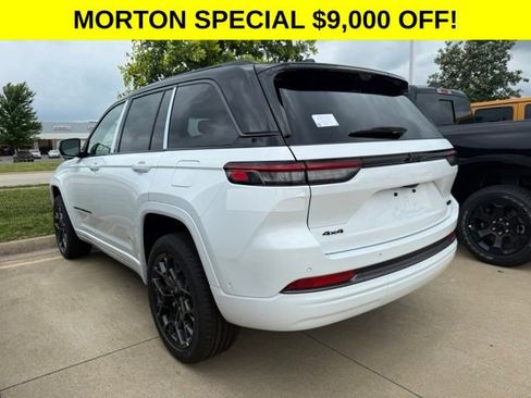 New 2026 Jeep Grand Cherokee Summit AWD/4WD image 14