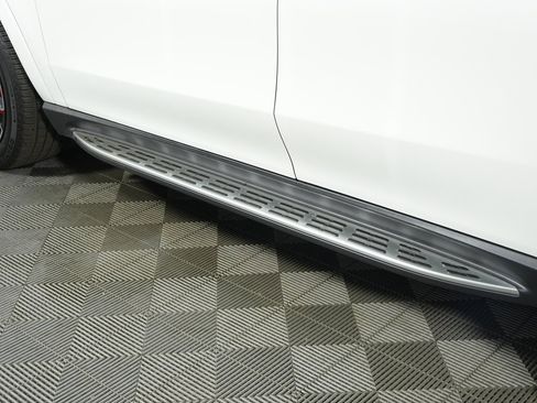 Certified 2022 Mercedes-Benz GLE 53 AMG 4MATIC image 9