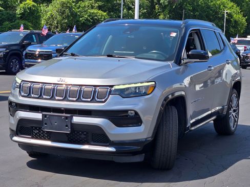 Used 2022 Jeep Compass Limited w/ Elite Group AWD/4WD image 5