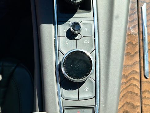 Used 2023 Cadillac Escalade Sport Platinum image 32