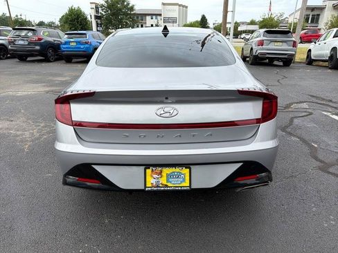 Used 2023 Hyundai Sonata SEL FWD image 9