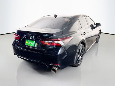 Used 2022 Toyota Camry SE w/ Carpet Mat Package (TMS) FWD image 10