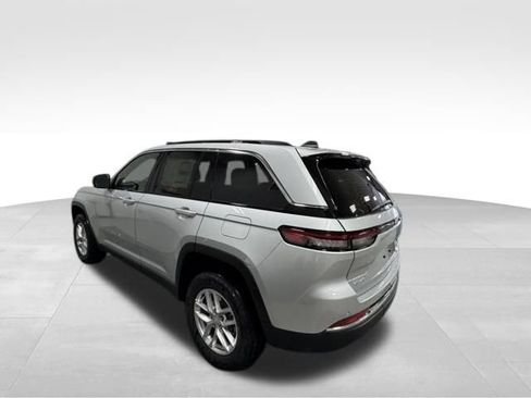 New 2025 Jeep Grand Cherokee Laredo X w/ Luxury Tech Group I image 31