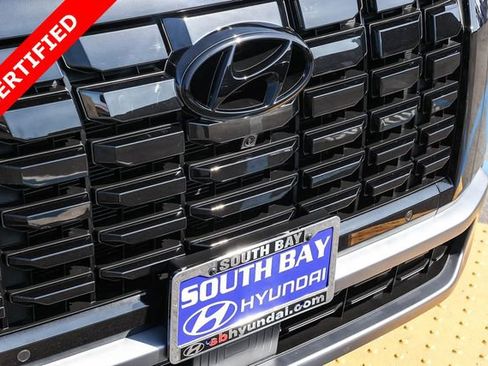 Used 2023 Hyundai Palisade Limited FWD image 11