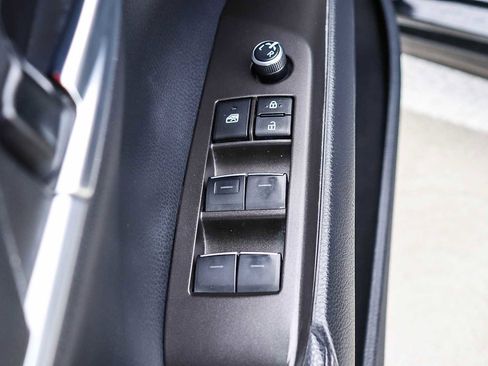 Used 2023 Toyota Camry XSE image 28