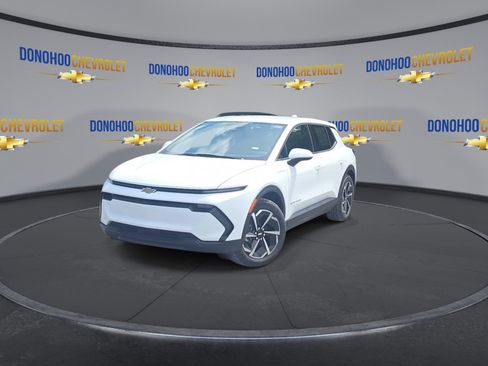 New 2026 Chevrolet Equinox EV LT FWD image 6