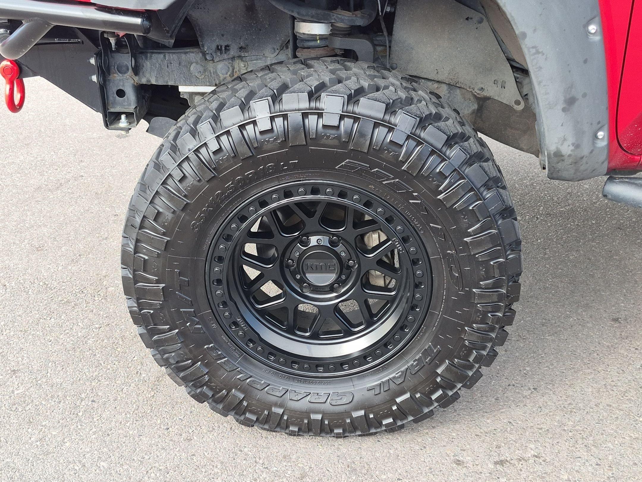 Used 2020 Toyota Tacoma TRD Off-Road w/ Technology Package AWD/4WD image 13